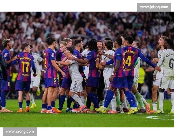 嘴炮响过伯纳乌！亚马尔德比 21 次失权零射正